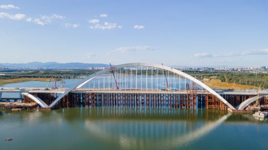 恒耀：京雄大桥建设工作推进 助力京雄高速年内全线通车